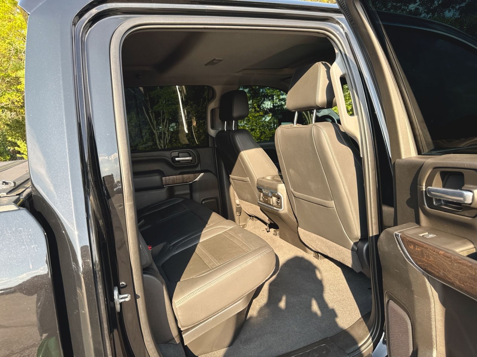 Used 2021 GMC Sierra 2500 Denali w/ Denali Ultimate Package AWD/4WD image 38