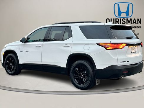 Used 2022 Chevrolet Traverse LT w/ Midnight/Sport Edition image 3