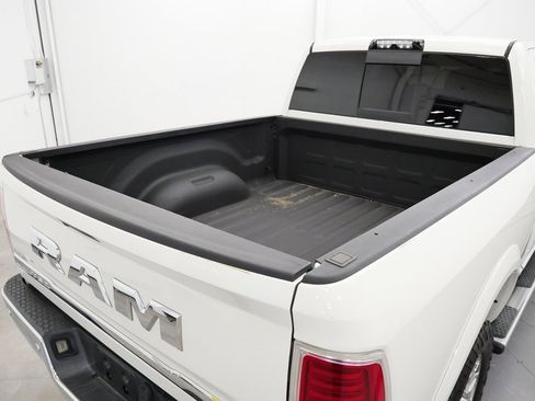 Used 2017 RAM 3500 Laramie Longhorn image 37