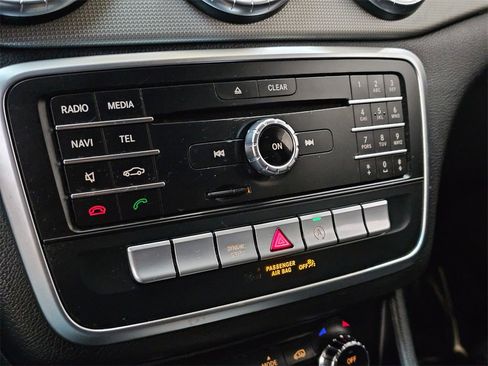 Used 2019 Mercedes-Benz CLA 250 image 29