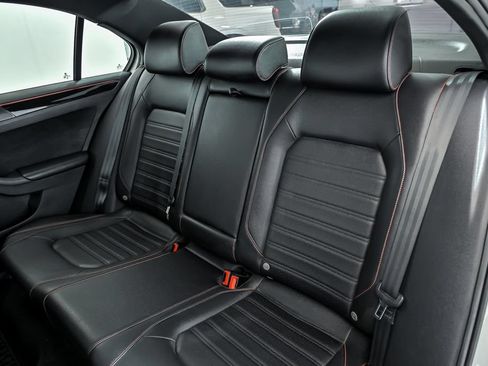 Used 2017 Volkswagen Jetta GLI FWD image 15