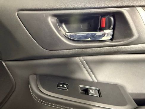 Used 2019 Subaru Legacy 2.5i Limited w/ Popular Package #2A image 34