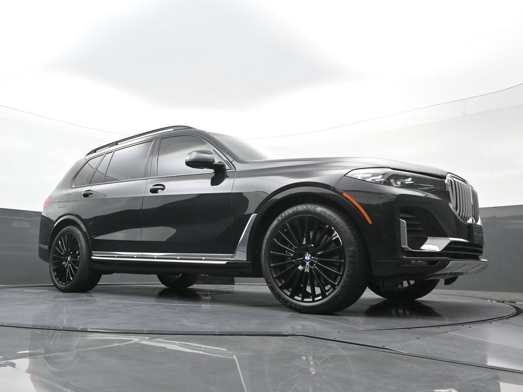 Used 2022 BMW X7 xDrive40i w/ Executive Package AWD/4WD image 23