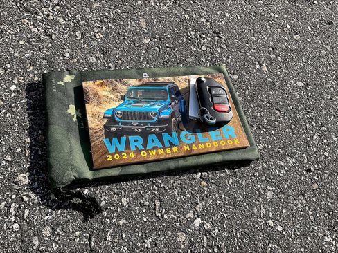 Certified 2024 Jeep Wrangler Sahara image 10