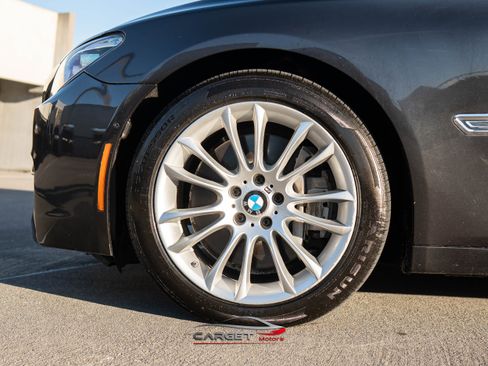 Used 2015 BMW 750Li xDrive image 9