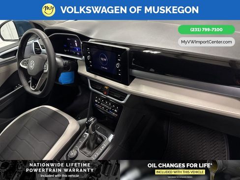 New 2026 Volkswagen Taos SE image 29