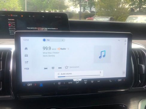 Used 2025 Ford Expedition Max Platinum w/ Driver's Package AWD/4WD image 15