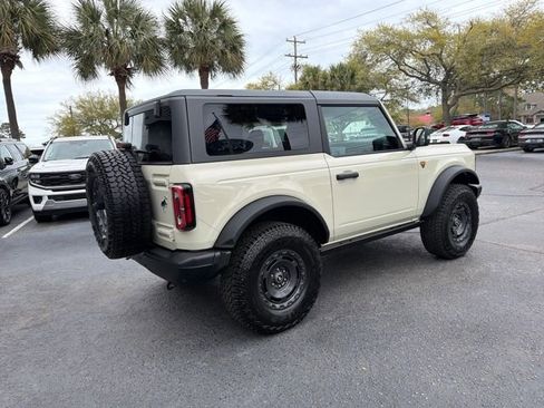 Used 2025 Ford Bronco Badlands AWD/4WD image 8