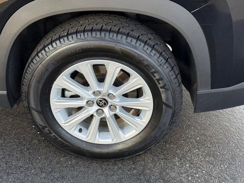 Certified 2025 Toyota Grand Highlander AWD image 7