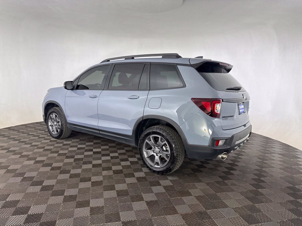 Used 2024 Honda Passport TrailSport image 12