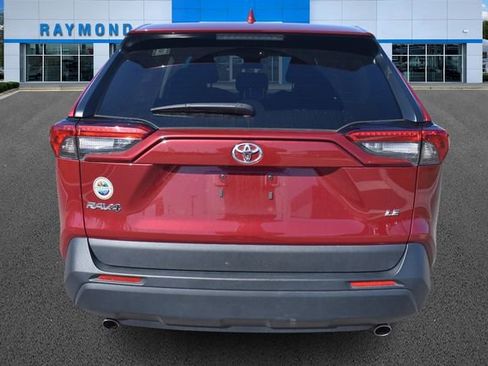 Used 2023 Toyota RAV4 LE image 4