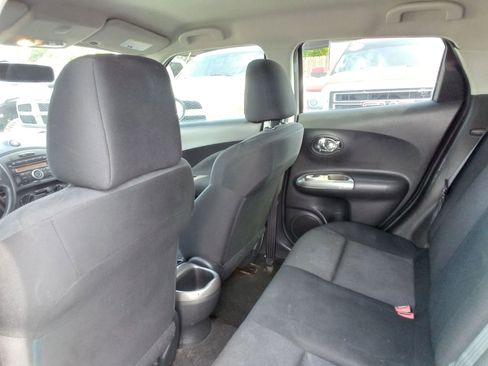 Used 2013 Nissan Juke S image 12