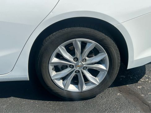 Used 2025 Chevrolet Malibu LT FWD image 40