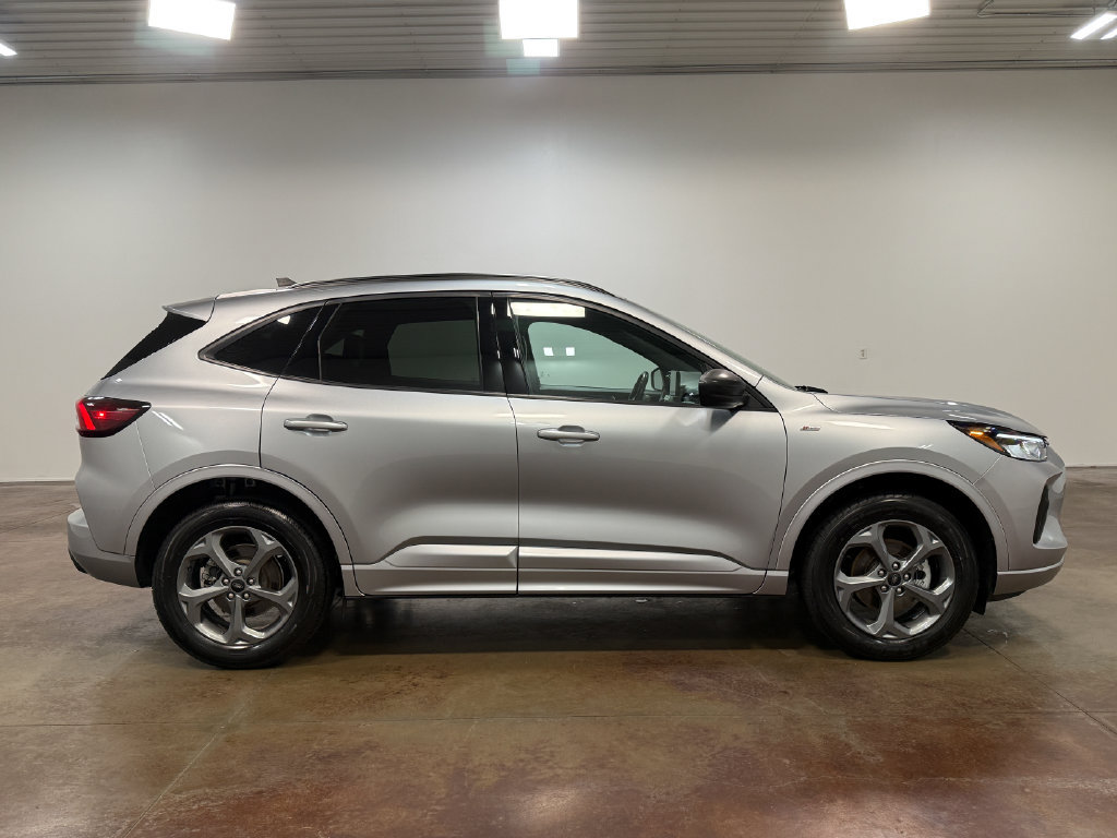 Used 2024 Ford Escape ST-Line AWD/4WD image 23