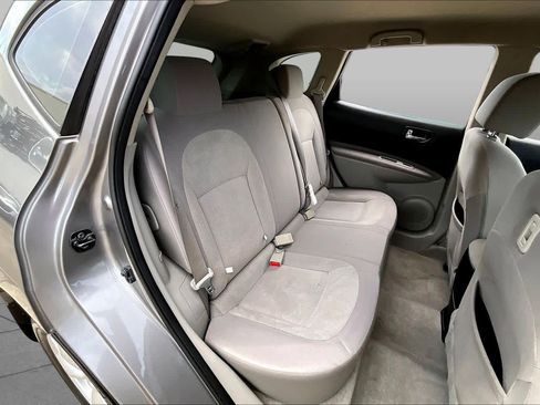 Used 2012 Nissan Rogue S FWD image 19