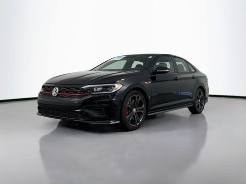 Used 2019 Volkswagen Jetta GLI FWD image 3