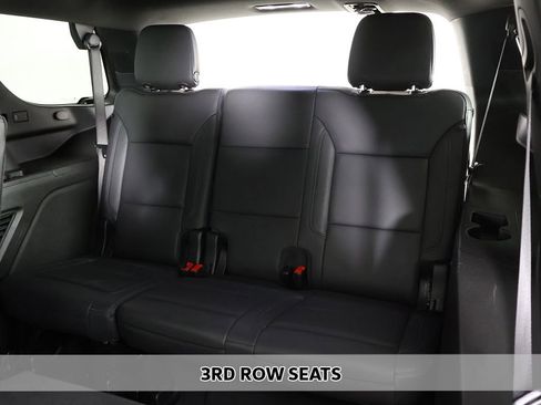 Used 2025 Chevrolet Tahoe Z71 AWD/4WD image 9