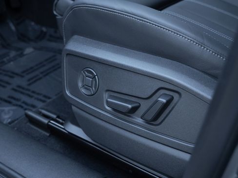 New 2025 Audi Q5 Prestige image 21