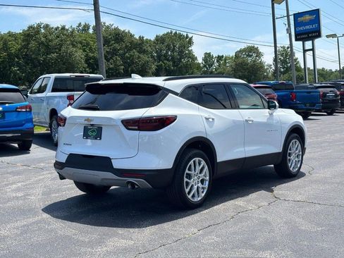 Certified 2024 Chevrolet Blazer LT w/ Convenience Package FWD image 5