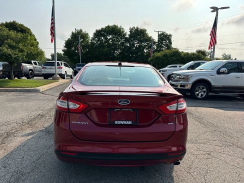 Used 2014 Ford Fusion SE w/ Equipment Group 201A FWD image 4