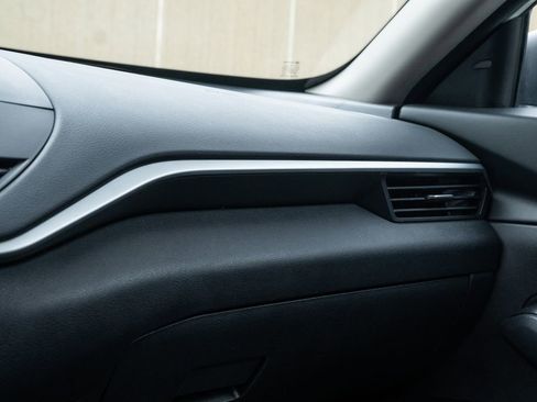 Used 2024 Nissan Altima 2.5 S image 25