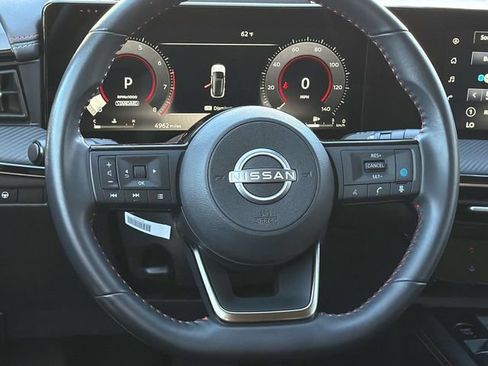 Certified 2025 Nissan Kicks SR AWD/4WD image 12