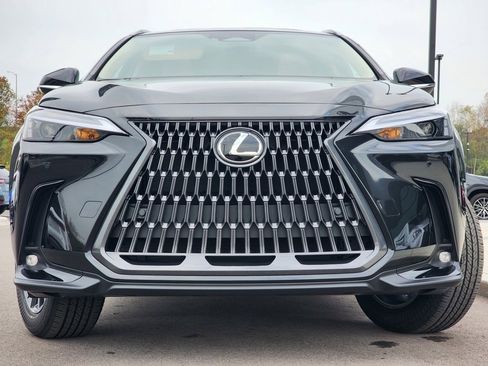 Used 2025 Lexus NX 350 AWD w/ Accessory Package (2T) image 2