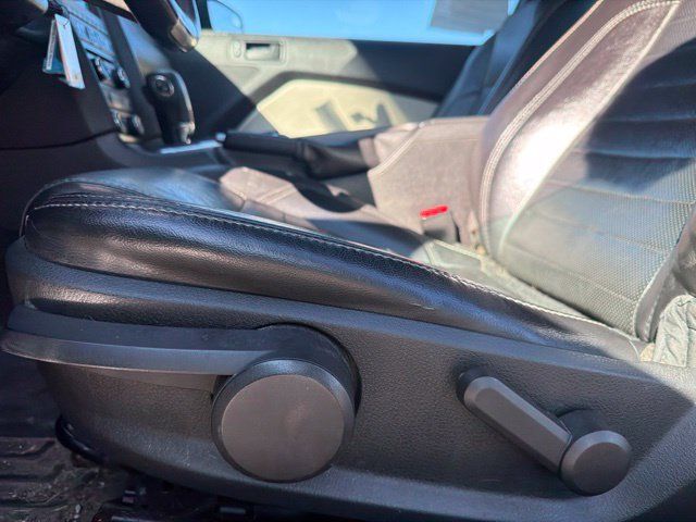 Used 2013 Ford Mustang Coupe w/ V6 Performance Pkg RWD image 18