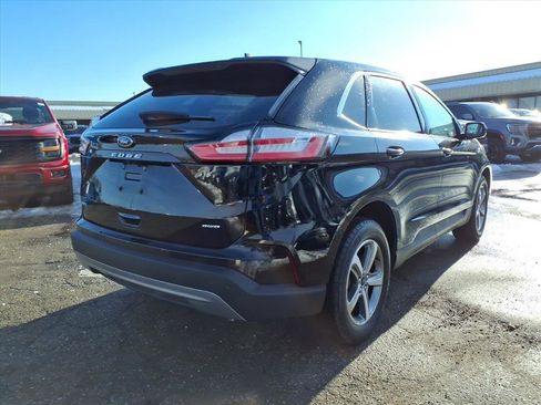Used 2023 Ford Edge SEL w/ Convenience Package image 4
