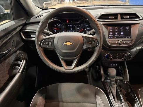 Used 2022 Chevrolet TrailBlazer LT image 29