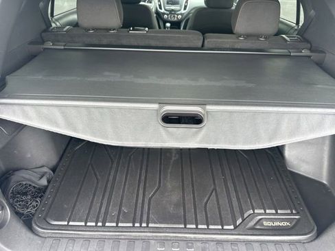 Used 2023 Chevrolet Equinox LT w/ LPO, Floor Liner Package AWD/4WD image 17