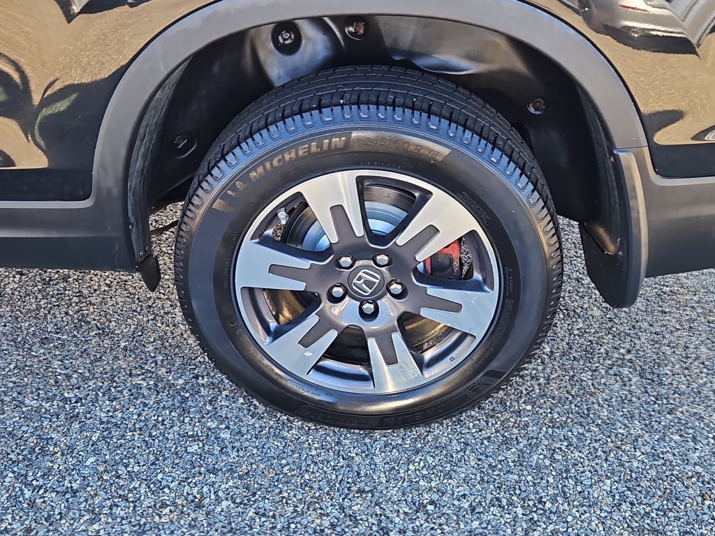 Certified 2017 Honda Ridgeline RTL image 8