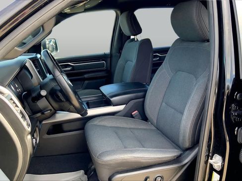Used 2019 RAM 1500 Big Horn RWD image 8