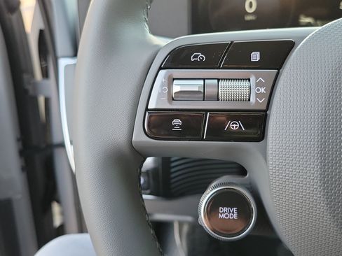 Certified 2025 Hyundai Ioniq 5 SEL image 9