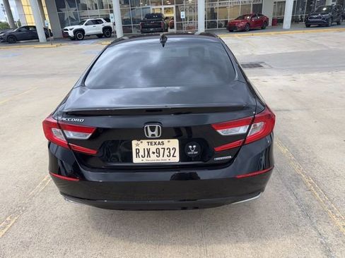 Used 2019 Honda Accord EX image 7
