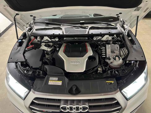 Used 2018 Audi SQ5 Prestige w/ Prestige Package image 54