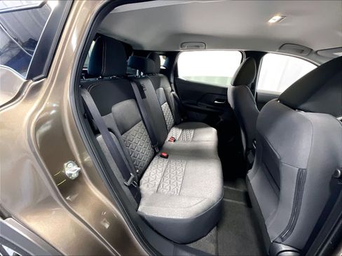 Certified 2025 Nissan Kicks SV AWD/4WD image 16