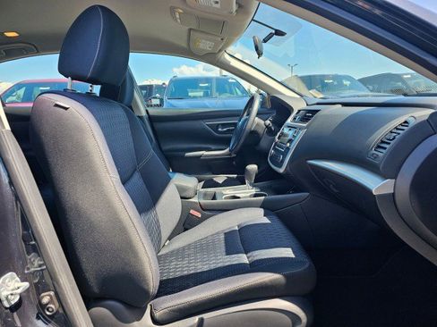 Used 2017 Nissan Altima 2.5 S w/ Power Driver Seat Package FWD image 10