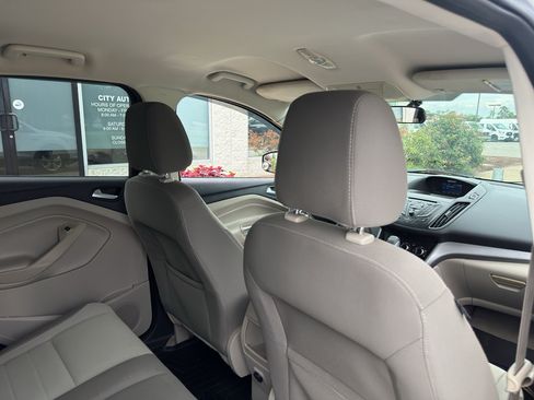 Used 2014 Ford Escape SE FWD image 15