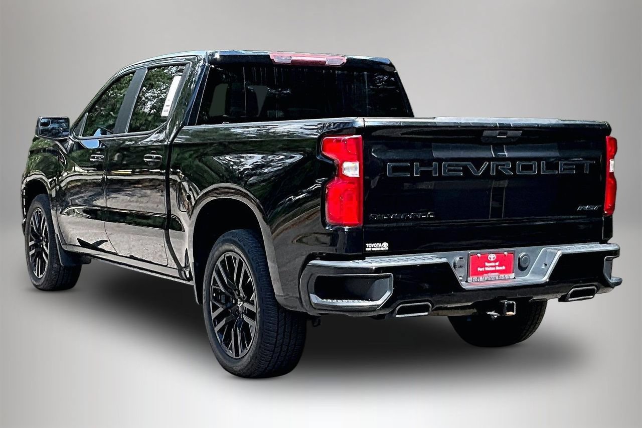 Used 2021 Chevrolet Silverado 1500 RST w/ Rally Edition RWD image 4