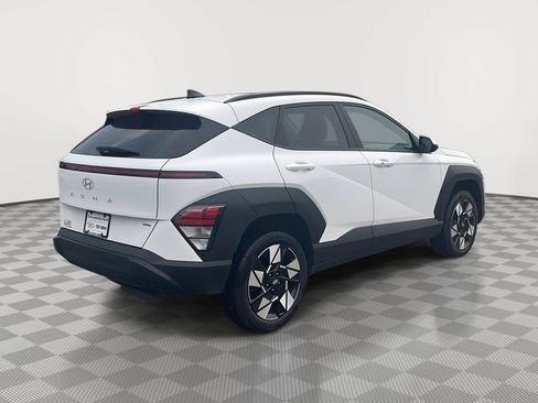 Certified 2025 Hyundai Kona SEL AWD/4WD image 5