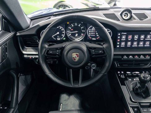 Used 2022 Porsche 911 Carrera S image 33