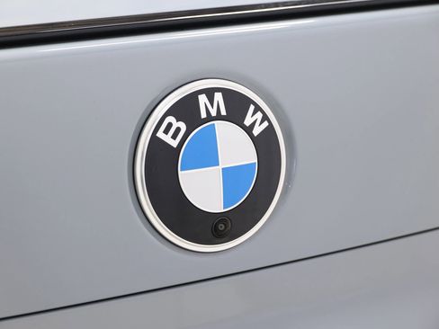 Used 2024 BMW 760i xDrive w/ Premium Package 2 AWD/4WD image 73