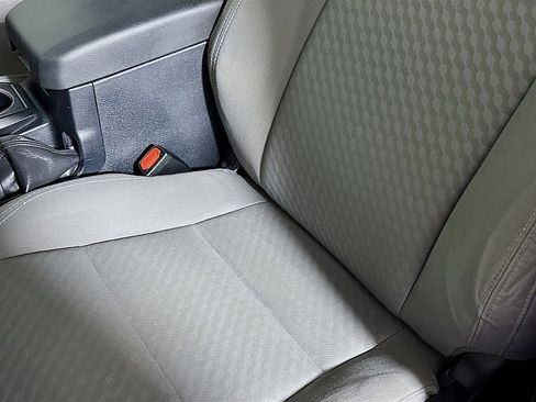 Used 2020 Toyota Tacoma SR image 19