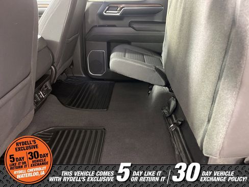 Used 2023 Chevrolet Silverado 1500 LT image 24