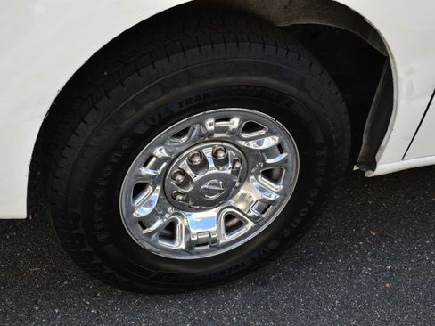 Used 2017 Nissan NV 3500 SL w/ Technology Package RWD image 41