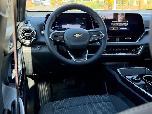 New 2026 Chevrolet Equinox LT image 7