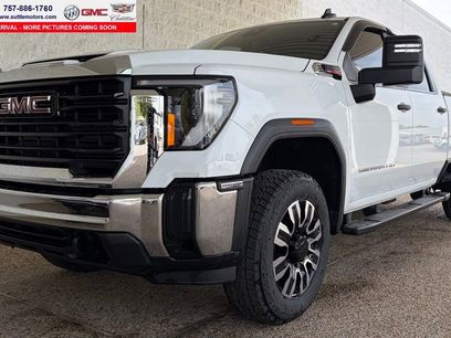 Used 2024 GMC Sierra 2500 Pro w/ Convenience Package
