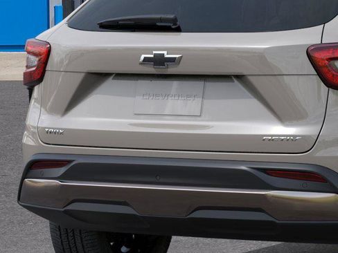 New 2026 Chevrolet Trax ACTIV w/ Sunroof Package image 14