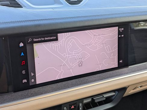 Used 2024 Porsche Cayenne image 14